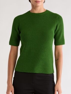 Vince Ribbed Short-Sleeve Knit Top in Kelly Green
